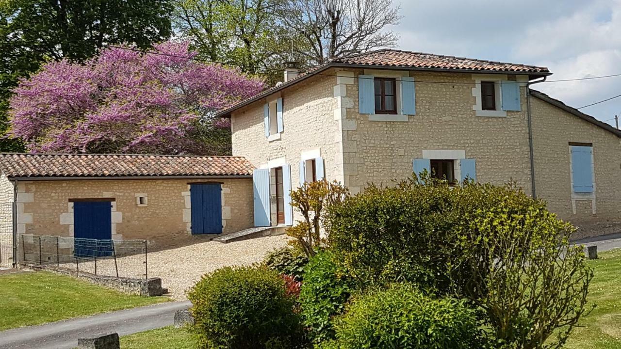 Langlade Estate Montboyer Exterior foto