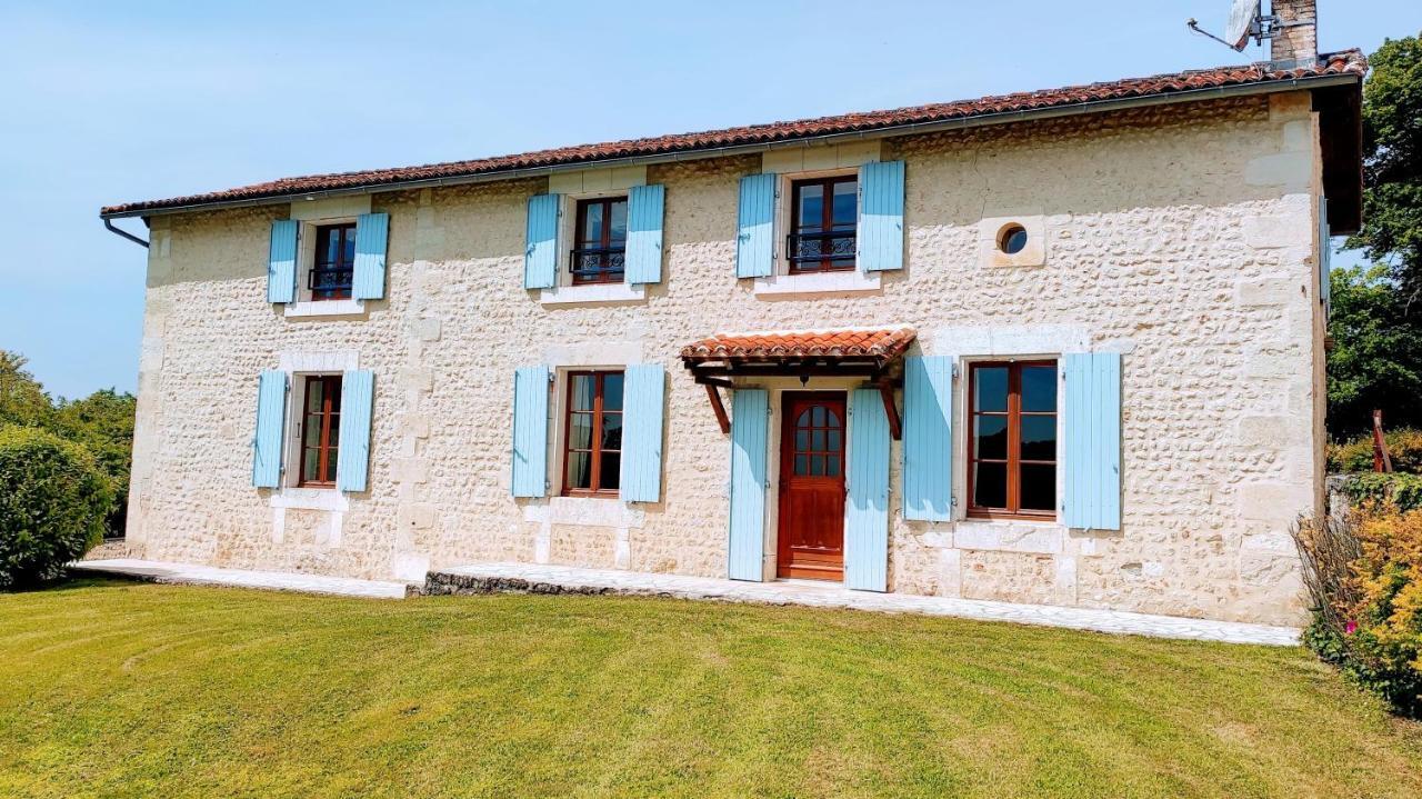 Langlade Estate Montboyer Exterior foto